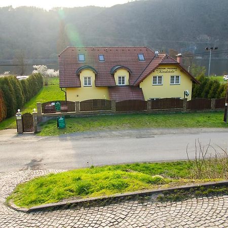 Guest House Kaskada Vrané nad Vltavou Екстериор снимка