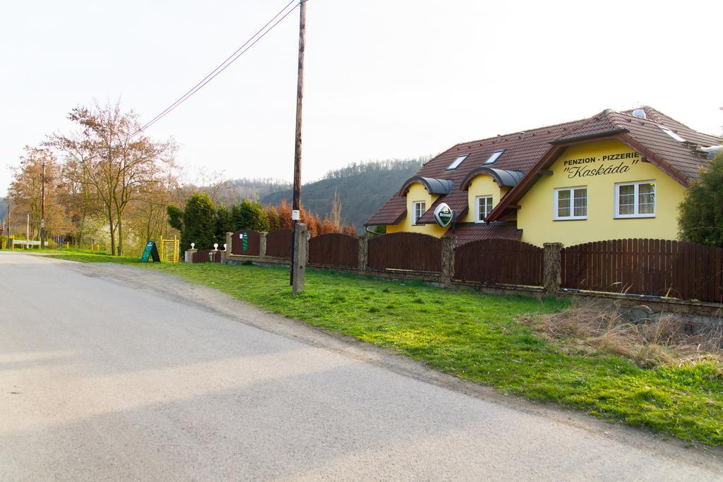 Guest House Kaskada Vrané nad Vltavou Екстериор снимка